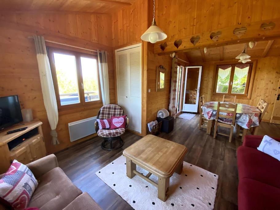 Le Chalet Des Coeurs Le Tholy Kültér fotó